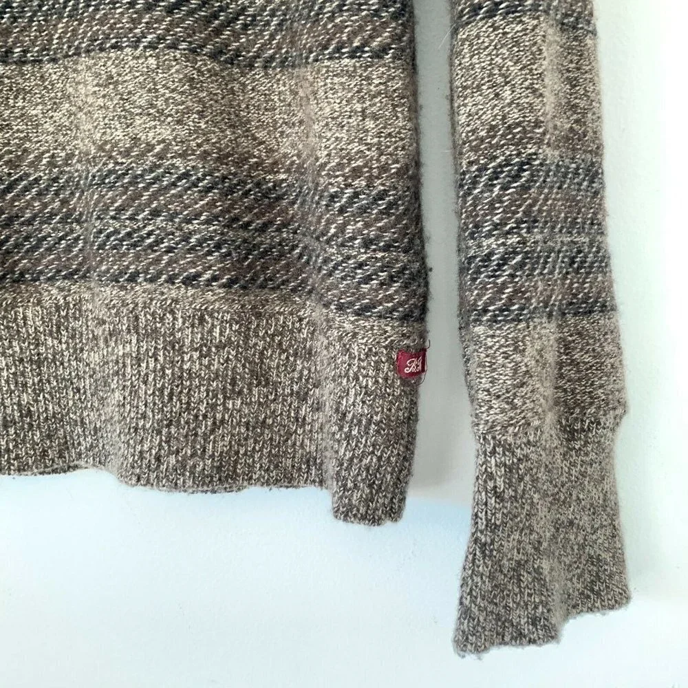 Banana Republic Heritage M Henley Sweater